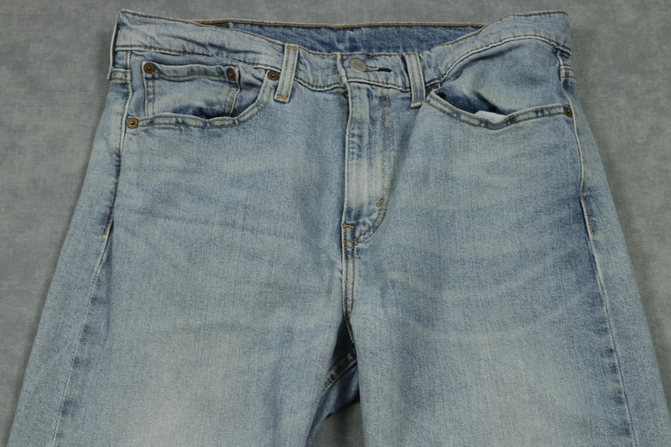 Levis 502 Jeans Mens 33x30 Light Wash Blue Denim Tapered Leg Mid Rise Stretch - Image 2 of 4