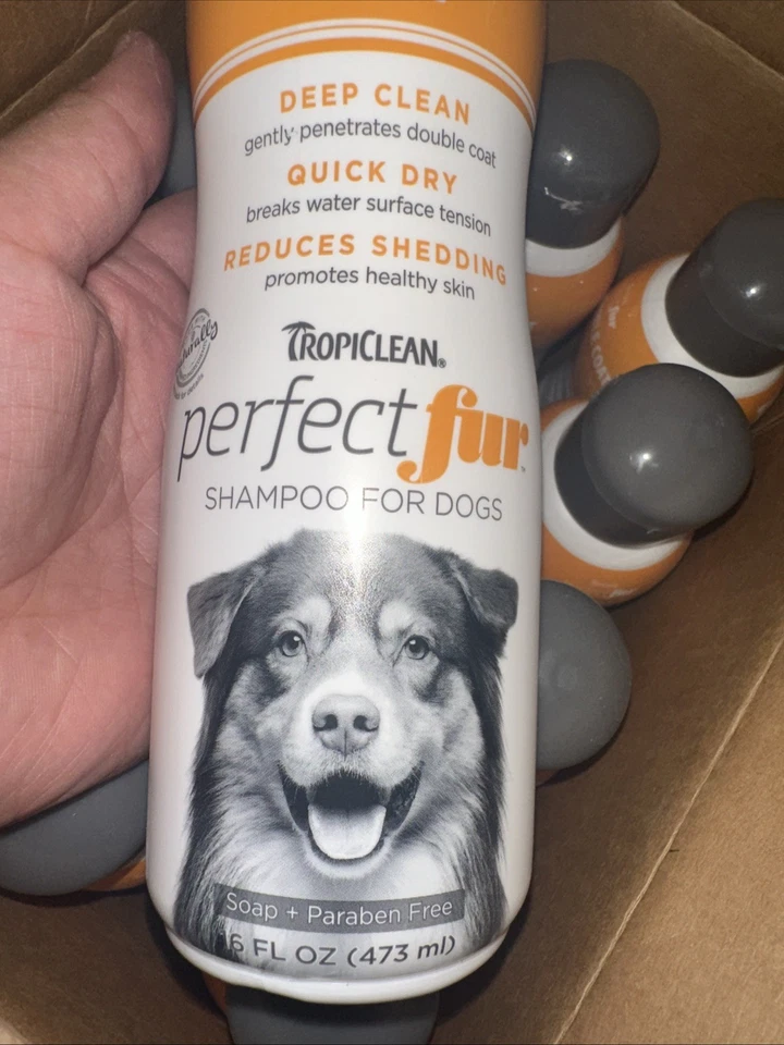 Xampu TropiClean Perfect Fur Detangling And Deshedding Dog 16 oz - Imagem 2 de 4