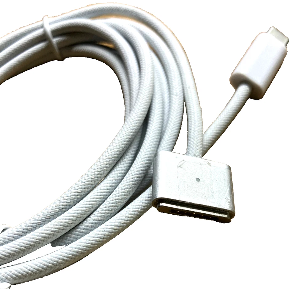 Cable Apple USB-C a MagSafe 3 (2 m) - plateado Foto 2 de 3