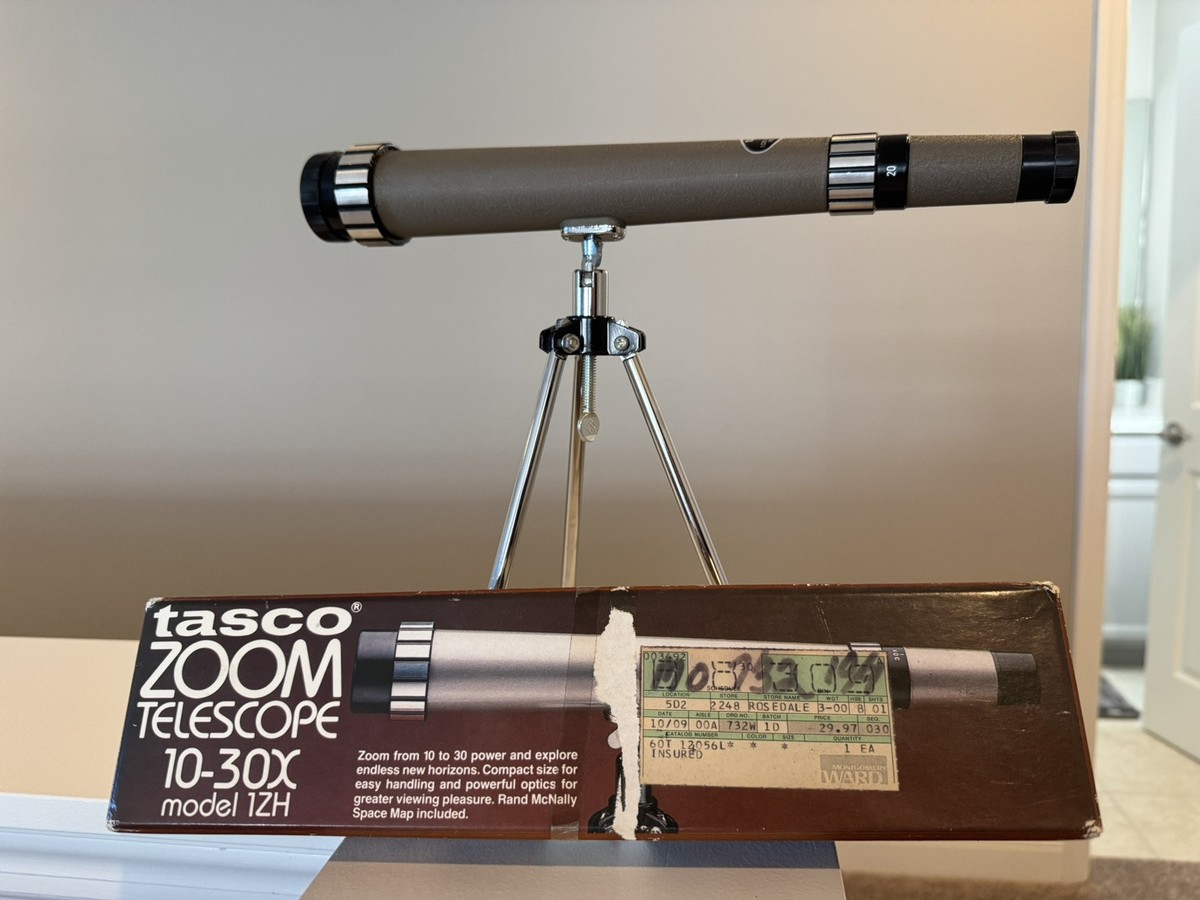 Vintage Tasco Japan Telescope Model 1ZHS 10-30x30mm Zoom with