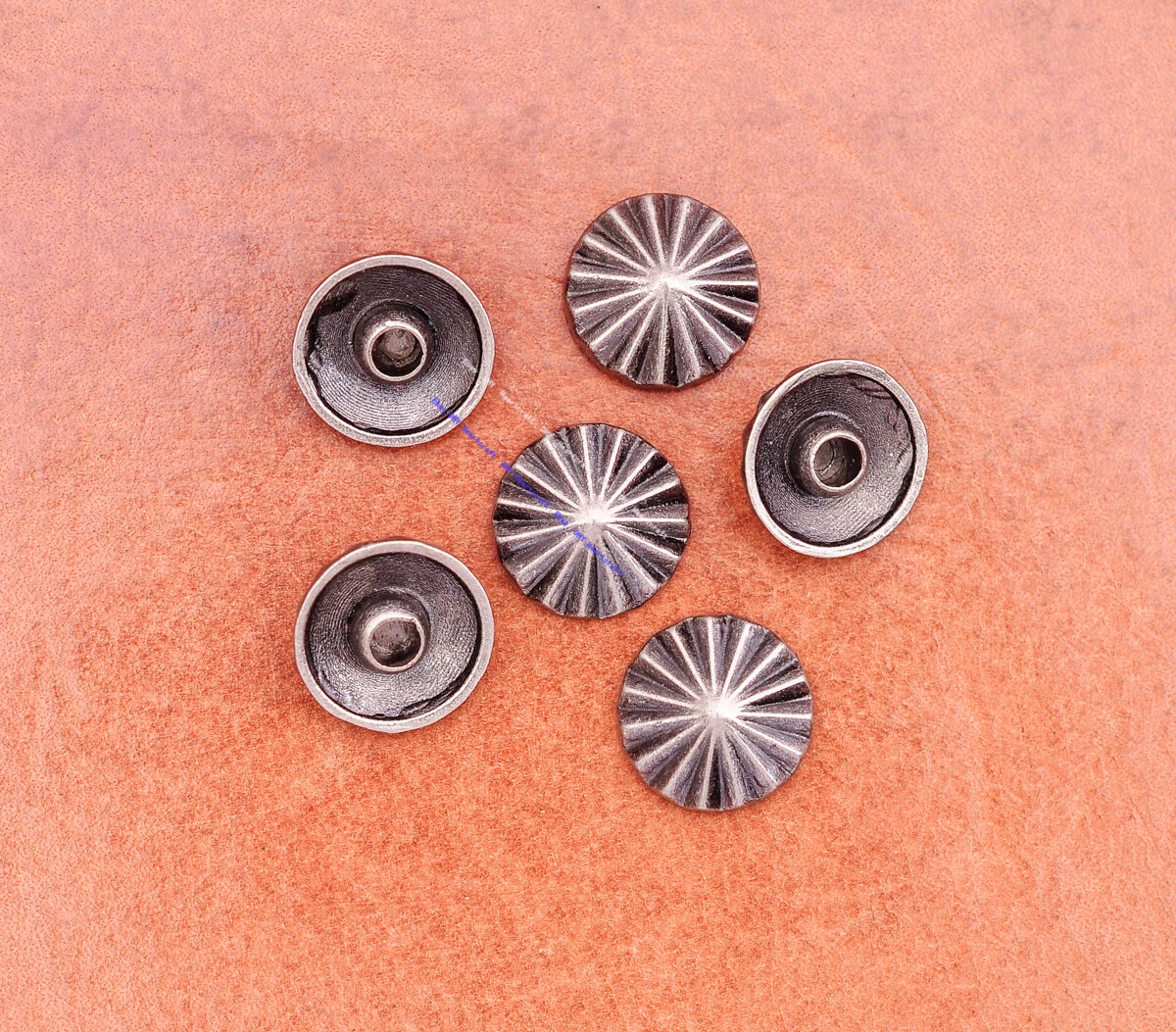 30 Borchie Rivetto A Vite Nichel 12x10 Mm – Pelle Artigianato, Conchiglie Western, Unbranded