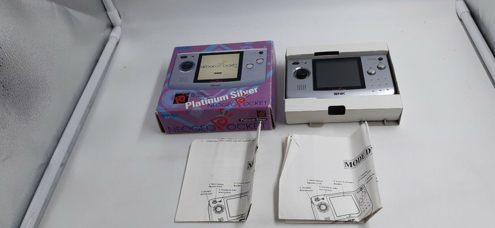 Console SNK Neo Geo Pocket Platinum Silver en boite