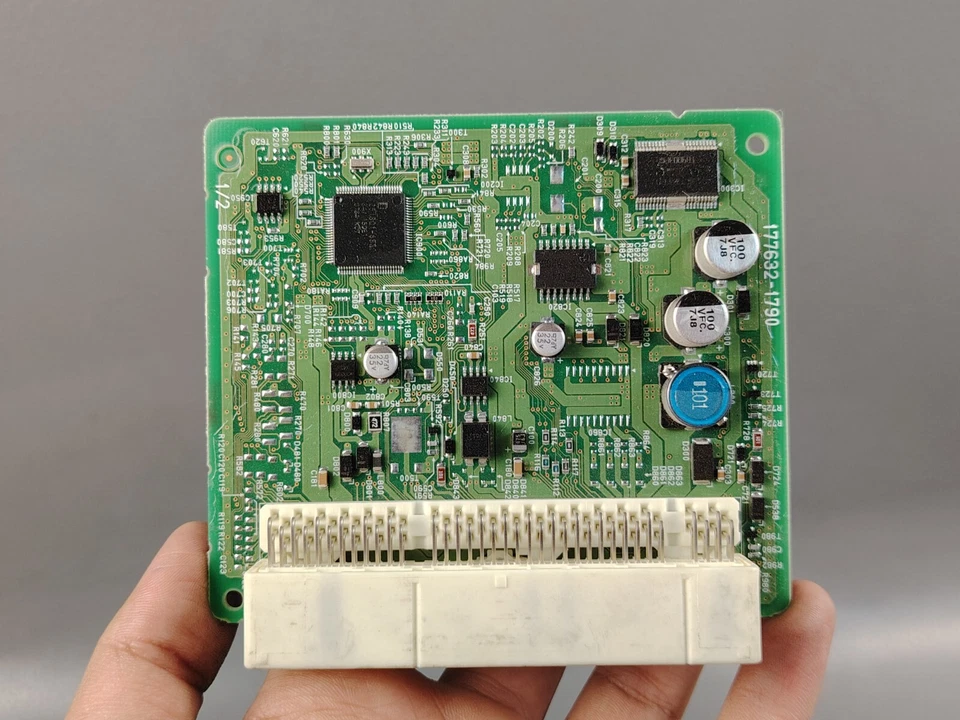 2006-2009 Toyota RAV4 AC Amplifier Climate Control Computer Module 88650-42240 - Image 3 of 4