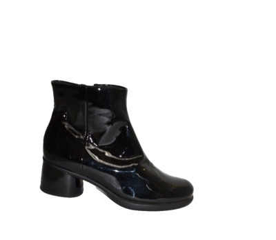 New! ECCO Sculpted LX 35 Bootie Chunky Sole Black  Patent 40 9-9.5 US DD443