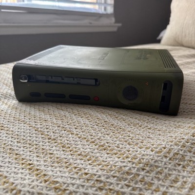 Microsoft Xbox 360 Halo 3 Special Edition - UNTESTED - AS IS For Parts Or Repair