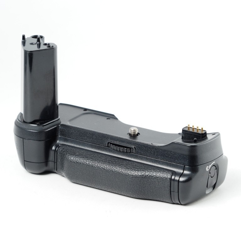 Nikon Mb-15 High Speed Battery Grip for F100 Film SLR Camera US