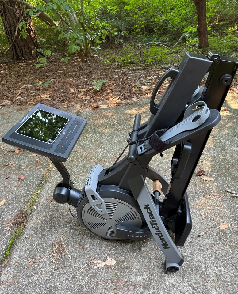 Máquina de remo RW600 Nordic Track Foto 3 de 4