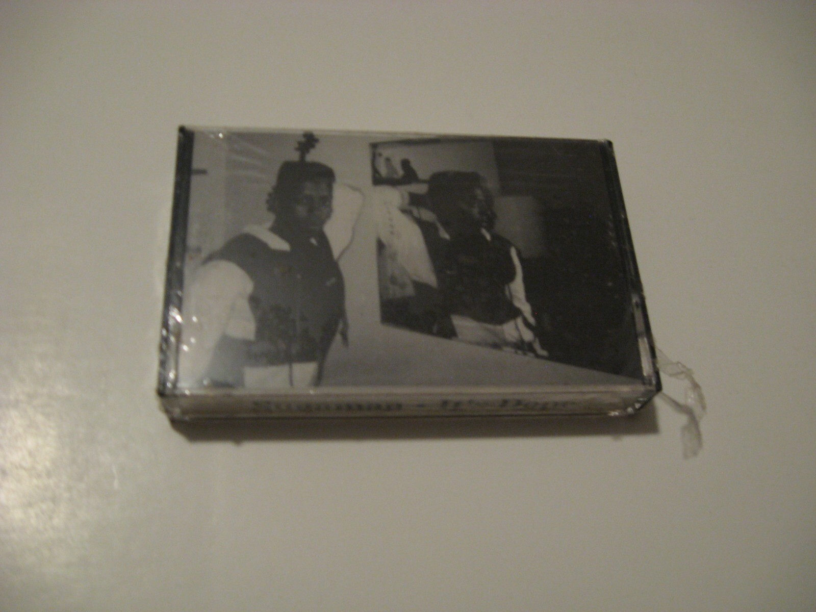 Picture 1 of 2