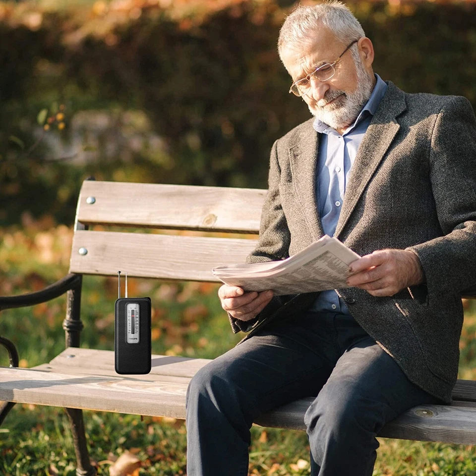 Philips AM FM Battery Operated Portable Pocket Radio, AM FM Compact Transistor - Image 3 of 4