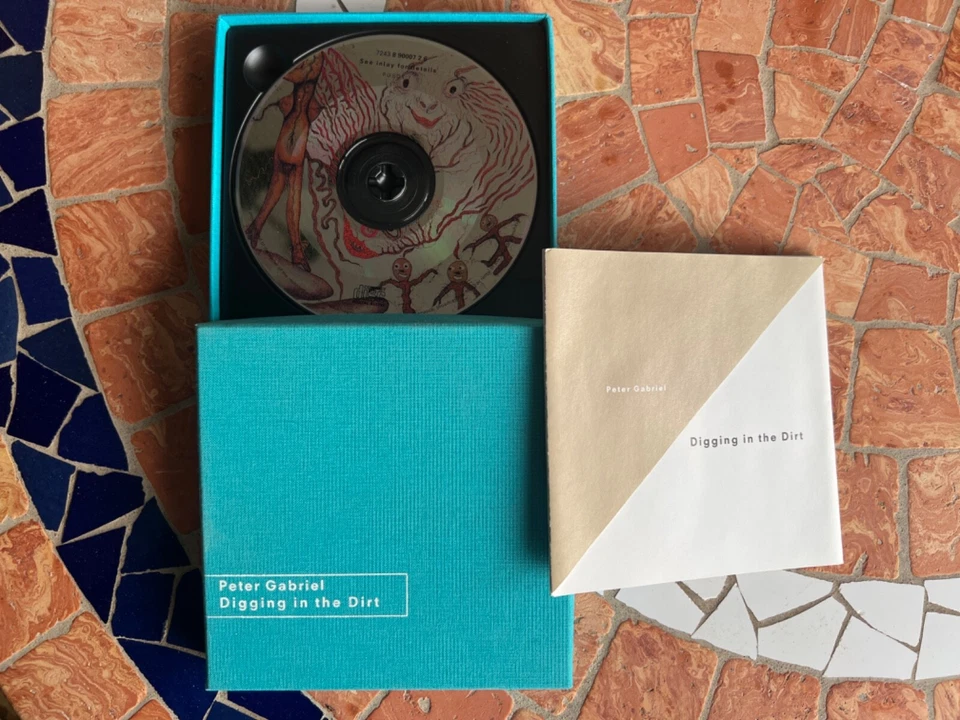 PETER GABRIEL: 21 x CD y DVD singles Foto 3 de 4