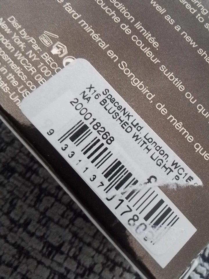 Becca Blushed With Light Palette Wisteria,  Songbird, Snapdragon BNIB SPACE NK  - Image 4 of 4