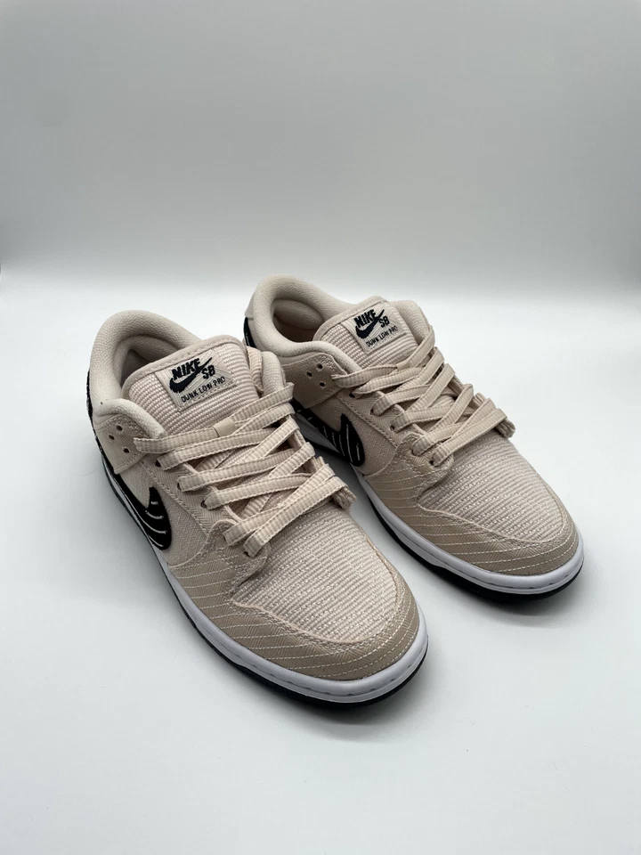 Nike Dunk SB Albino x Preto Sneaker