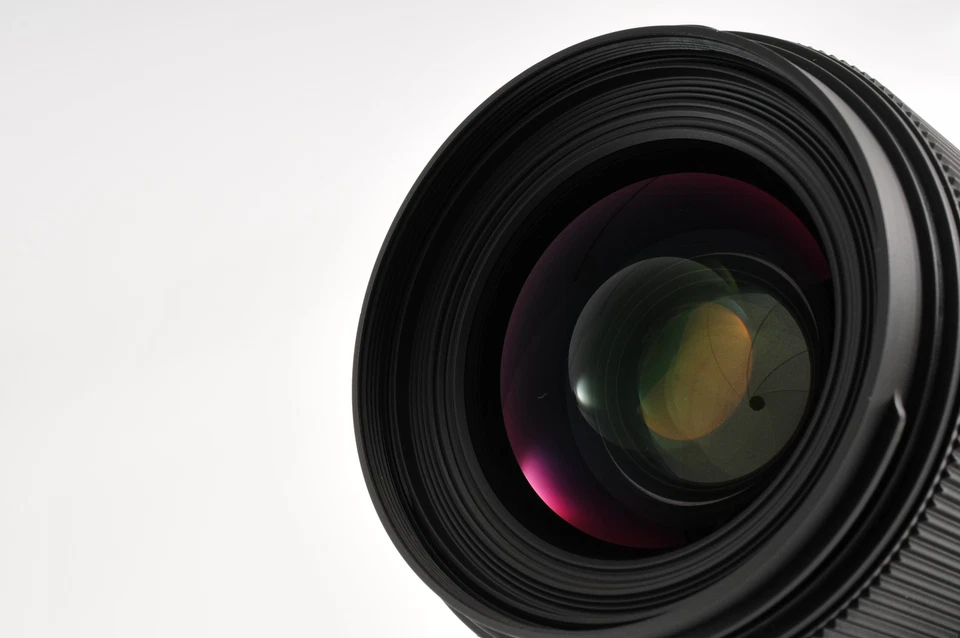 Lente Sigma Art 35 mm F/1,4 DG HSM probada [COMO NUEVA] para Nikon con capucha de JAPÓN Foto 3 de 4