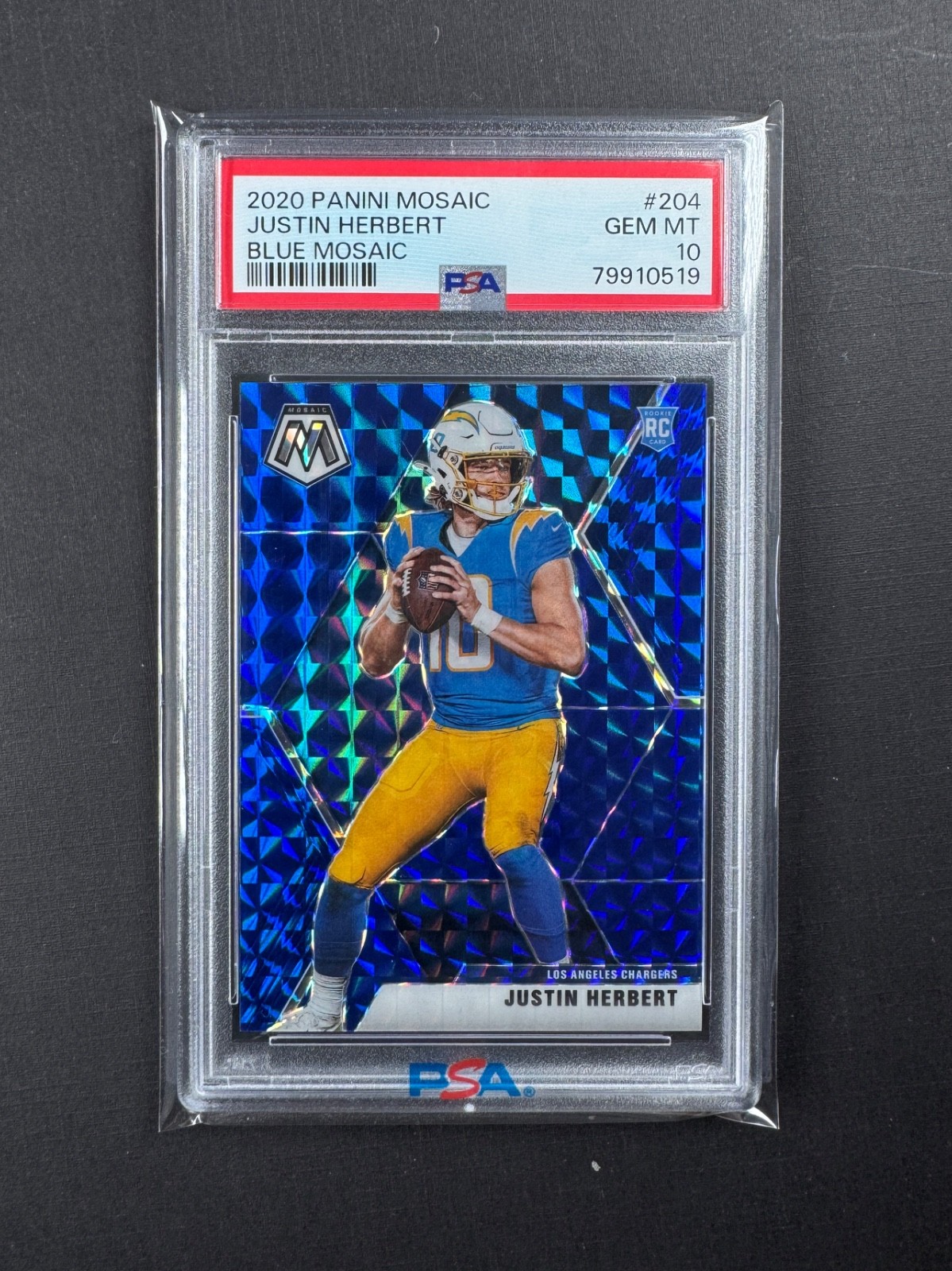 2020 Panini Blue Mosaic Prizm 204 Justin Herbert Chargers Rookie #/99 PSA 10 GEM