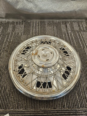 #ad Hubcap Wire Spoke Silver Vintage Wired Wheel Cover Old Hot Rod Mancave Antique $45.99