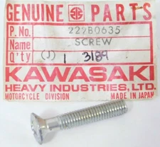 1 NOS Genuine Kawasaki Factory Original Hardware Part 6x35 Screw OEM 222B0635
