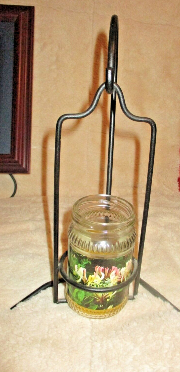 Black Easel "Candle Holder" "Cup and Plate Holders" Book Holder Lot of 6 pieces