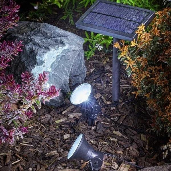 Solar Garden Spot Lights 10pc Set Stake Outdoor LED Lanterns Driveway Light Up - Image 2 of 4