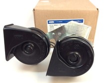 14-18 Ford Transit Connect Dual High Low Note Electric Horn with Bracket new OEM