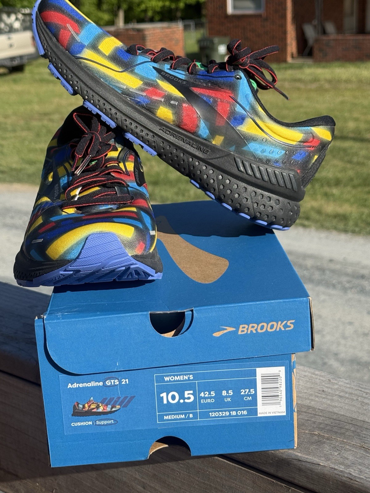 Brooks Adrenaline GTS 21 Sz Women 10.5B Victory Multicolor Running Sneakers Shoe