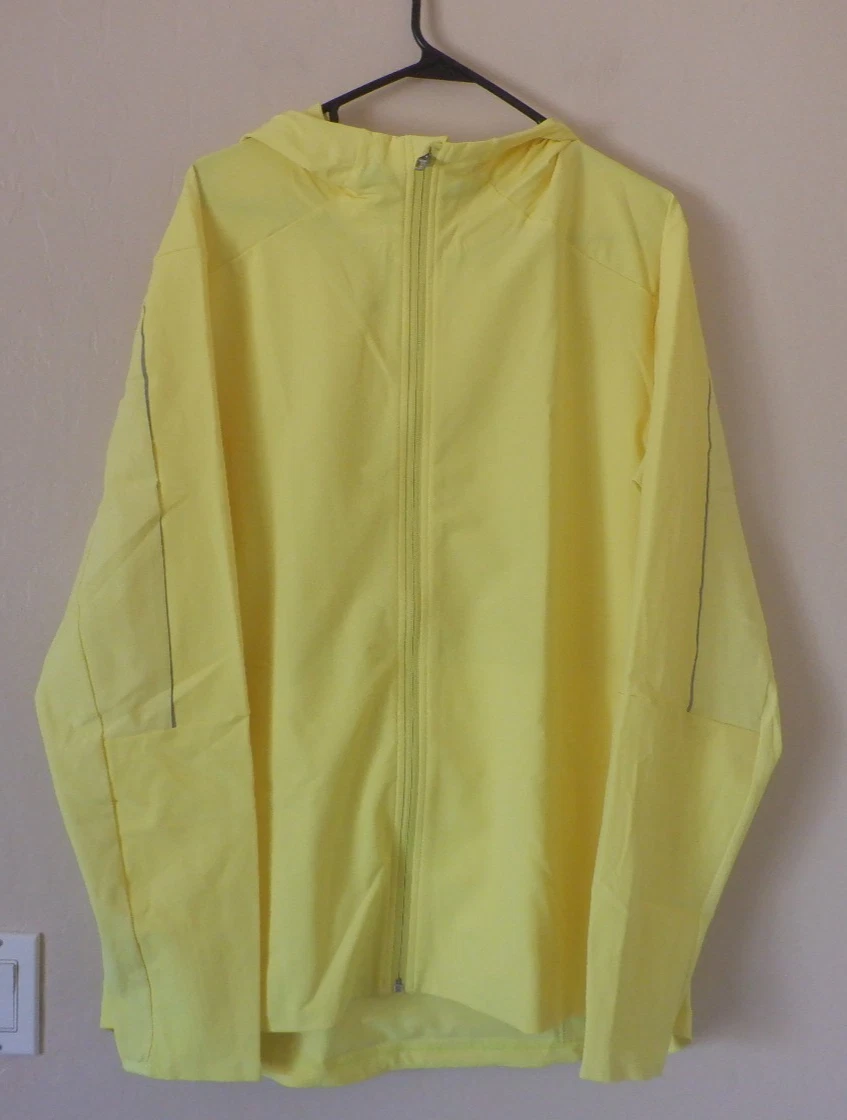 Lululemon Warp Light Jacket Packable Zip Hooded Yellow Men Size L New
Opens in a new window or tab