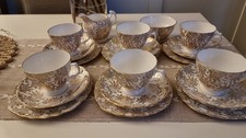 Vintage Royal Vale Gold Chintz 20 Piece Part Tea Set