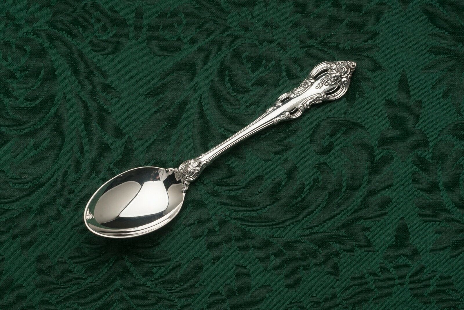 El Grandee by Towle Sterling Silver small Teaspoon or Youth Spoon 5.25"