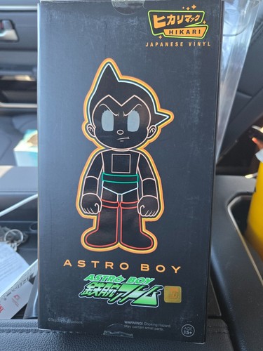 Astro Boy Hikari Japanese Vinyl Figure Limited Edition Funko Premium Quality - Picture 2 of 5