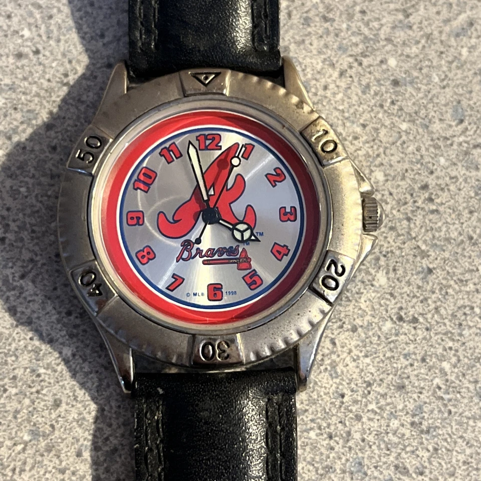 Atlanta Braves Men's Watch With Genuine Leather Band MLB 1998 Non-working - Image 4 of 4