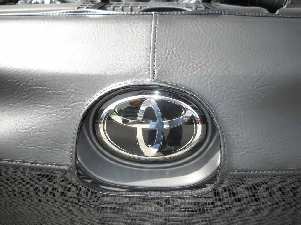 Lebra 前端面罩保护套 胸罩 适合 2020 - 2025 丰田 COROLLA L 、LE 、XLE SEDAN — 第 4/4 张图片