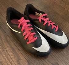 Nike Jr Bravata FG Kids Black/Pink Soccer Cleats Size 1Y 749906-016 White Swoosh