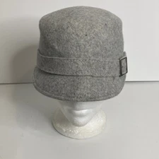New Holt Renfrew Enfield Cap Womens Medium Gray Wool Flannel Cap Military Retro