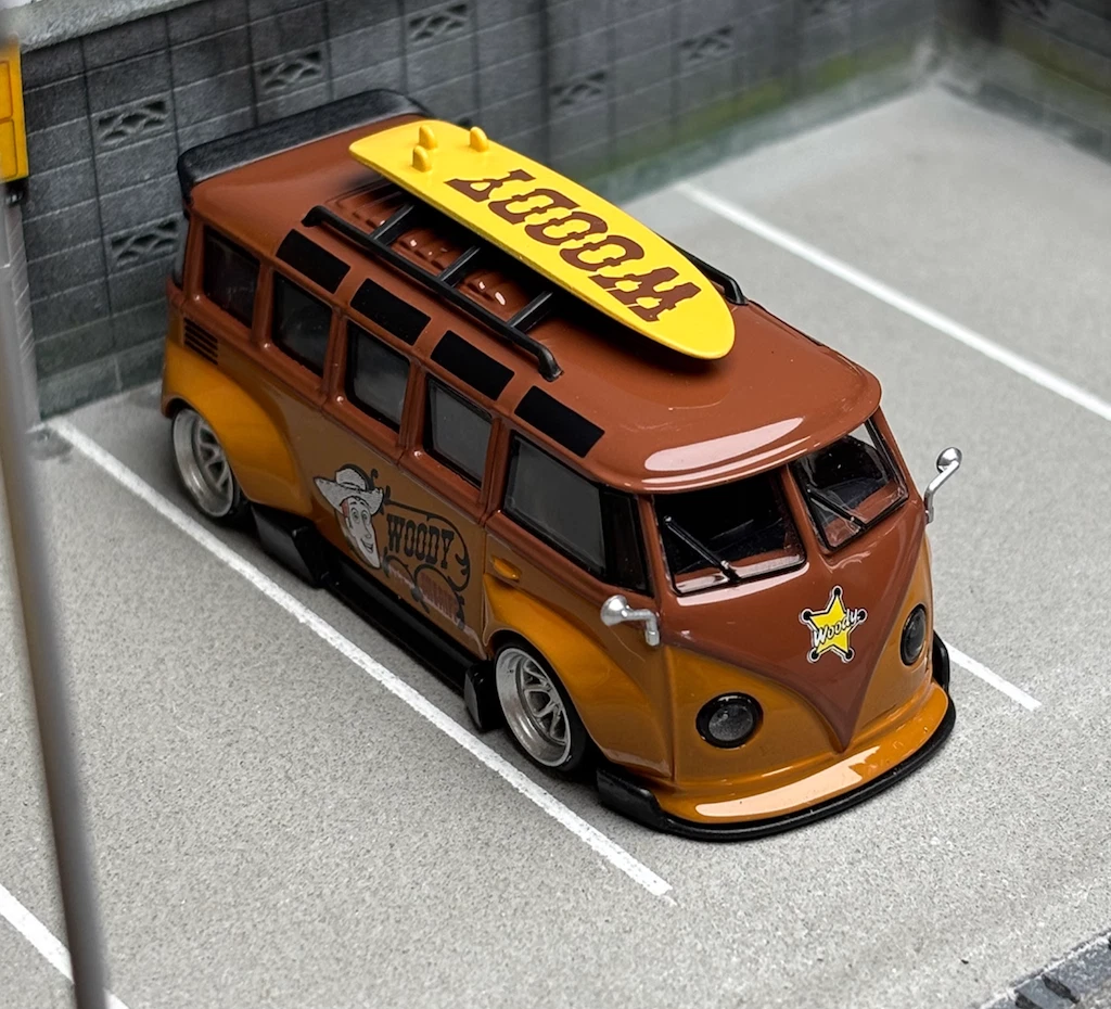 ミニカー 4R-712 LMLF Model 1/64 VW T1 RWB BUS LMLF 1:64 Brown VW T1 RWB Van Bus Camper Kombi Model Diecast