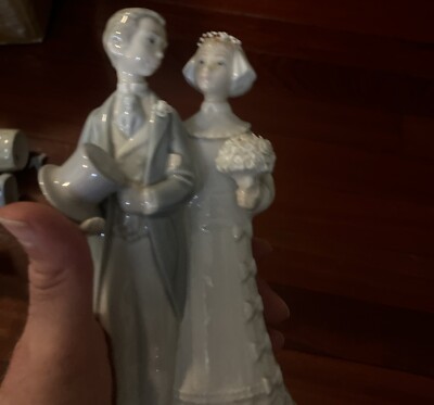 Place Bride An Groom No Chips No Box  Llardo Porcelain