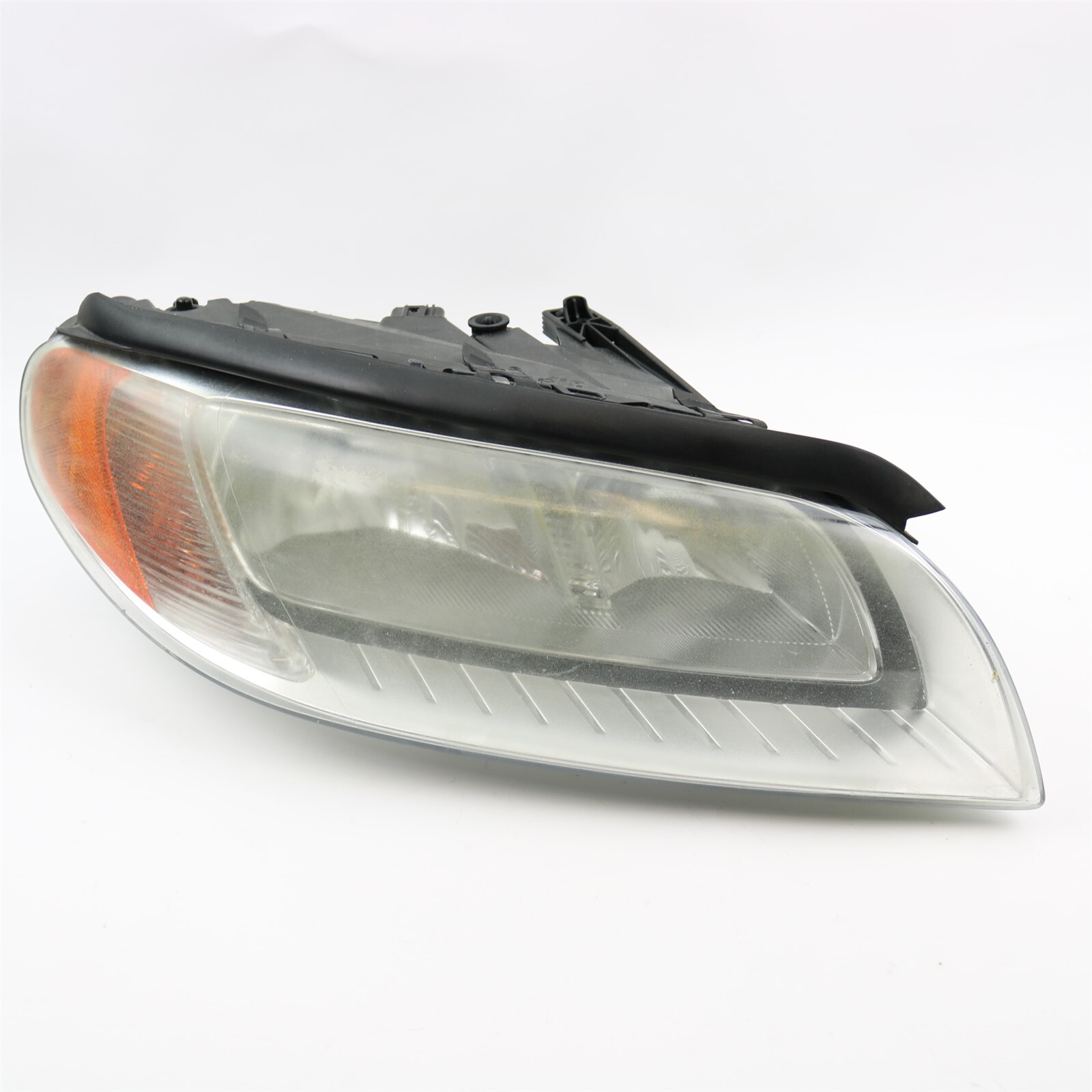 Volvo OEM Right Halogen Headlight Assembly 31214356 fits S80 0811