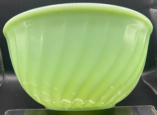 Vintage Fire King Jadeite Swirl Mixing Bowl Anchor Hocking Oven Ware USA 8