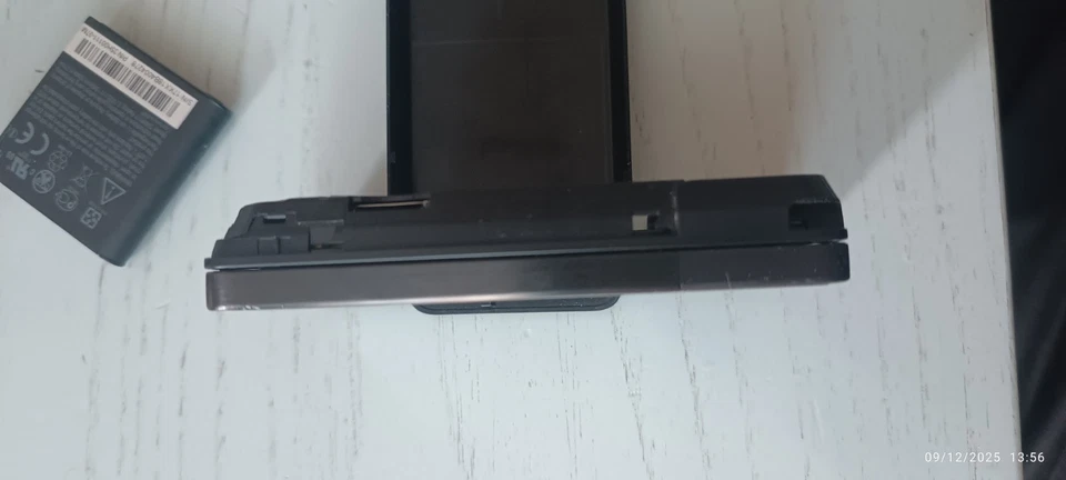 cellulare vintage Htc - Immagine 4 di 4