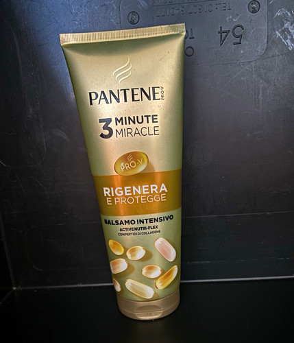 Pantene Pro-V 3 Minute Miracle Rigenera e Protegge Conditioner 220 ml