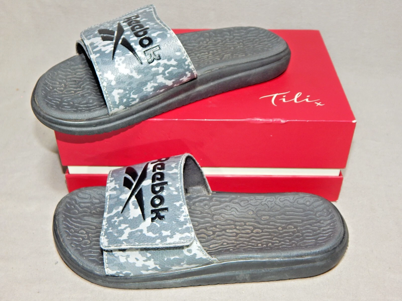 Scarpe sandali slide ragazzo uomo taglia 2 Reebok 222 grigio e nero 33 euro regolabili