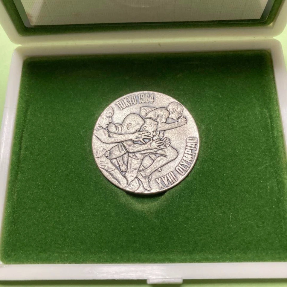 【Raro】Medalla Conmemoración Plata 925 Juegos Olímpicos de Tokio 1964 Caja Original 2 Juegos Foto 4 de 4