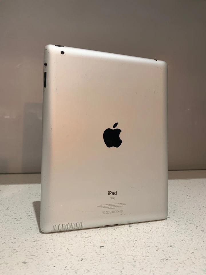 Apple iPad 2 16GB, A1395, Wi-Fi, 9.7in - Black (AU Stock) - Image 3 of 4