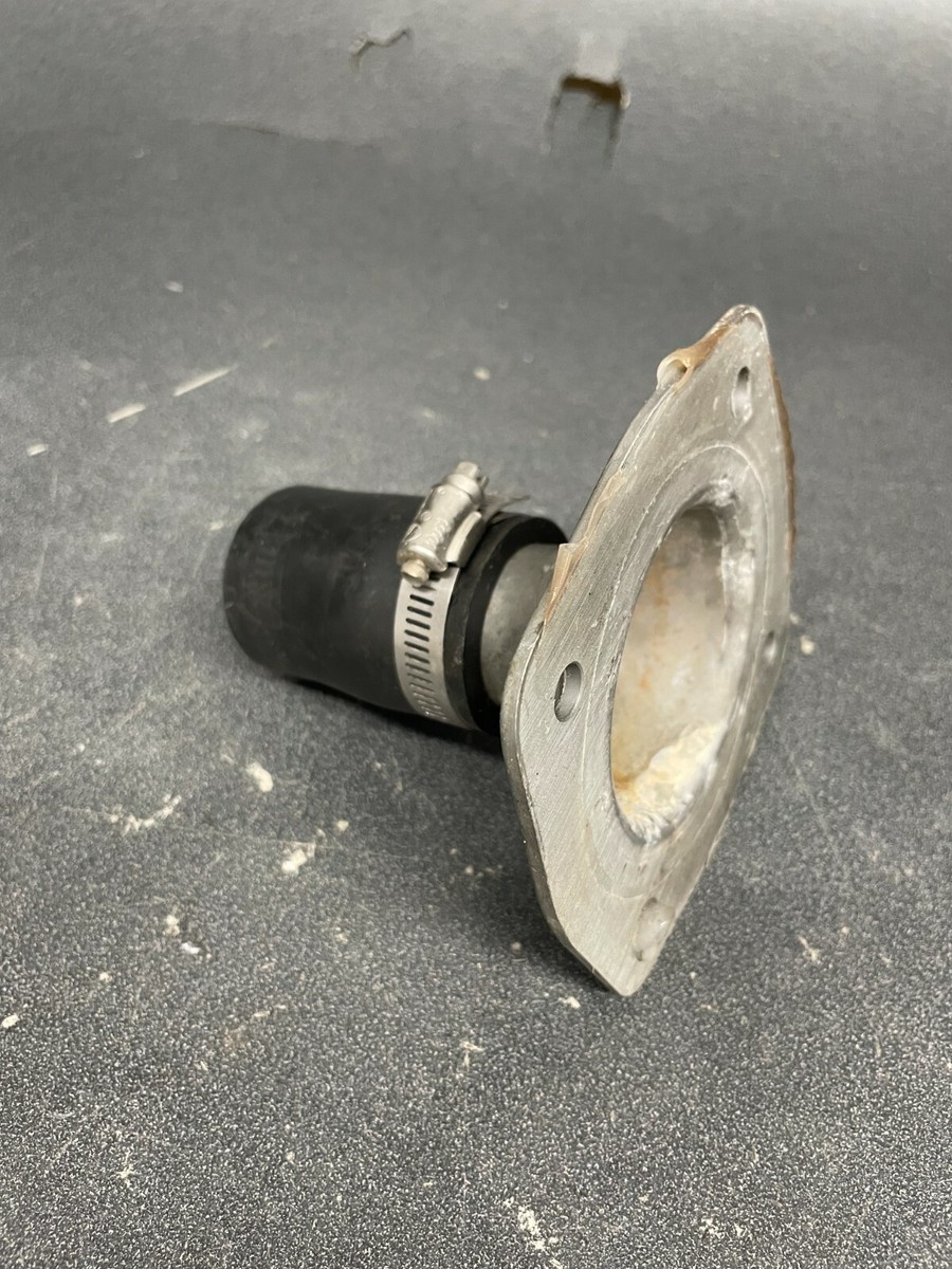 Kawasaki OEM FRESHWATER Driveshaft Bearing Holder Pipe Ass'y 32152