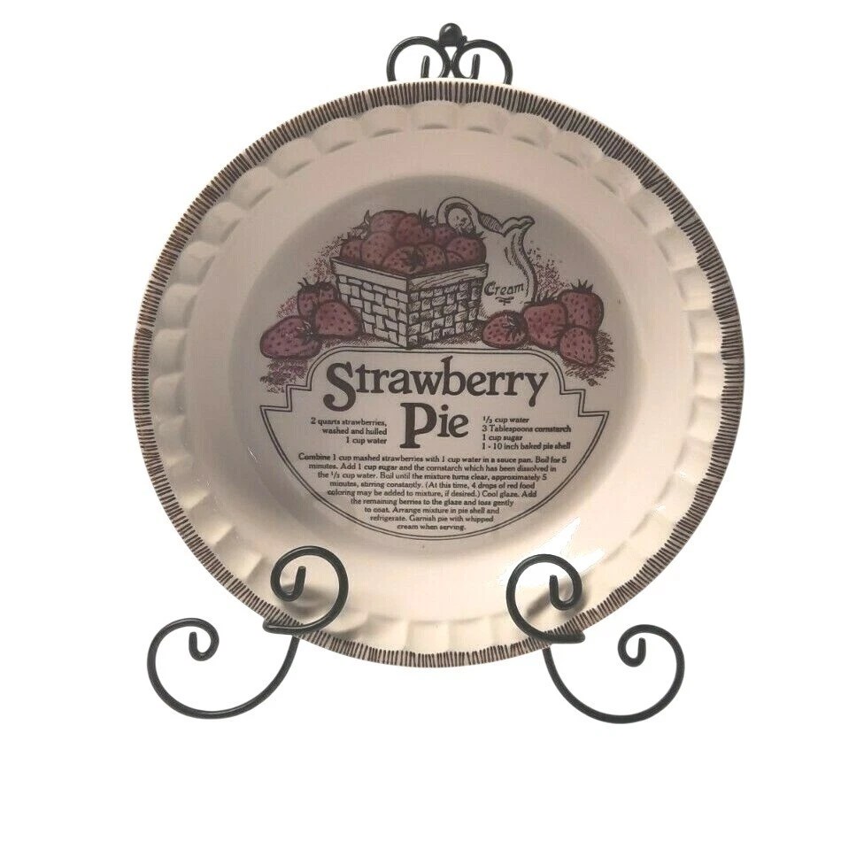Royal China Jeannette Strawberry Pie Recipe Plate Ceramic Deep Dish Baker USA
Opens in a new window 
