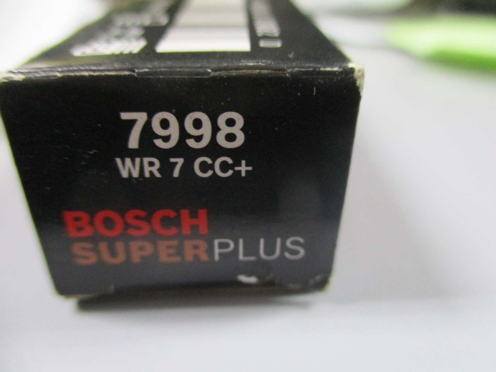 1 Genuine Bosch Spark Plug Vintage WR 7 CC--7998-- NIB