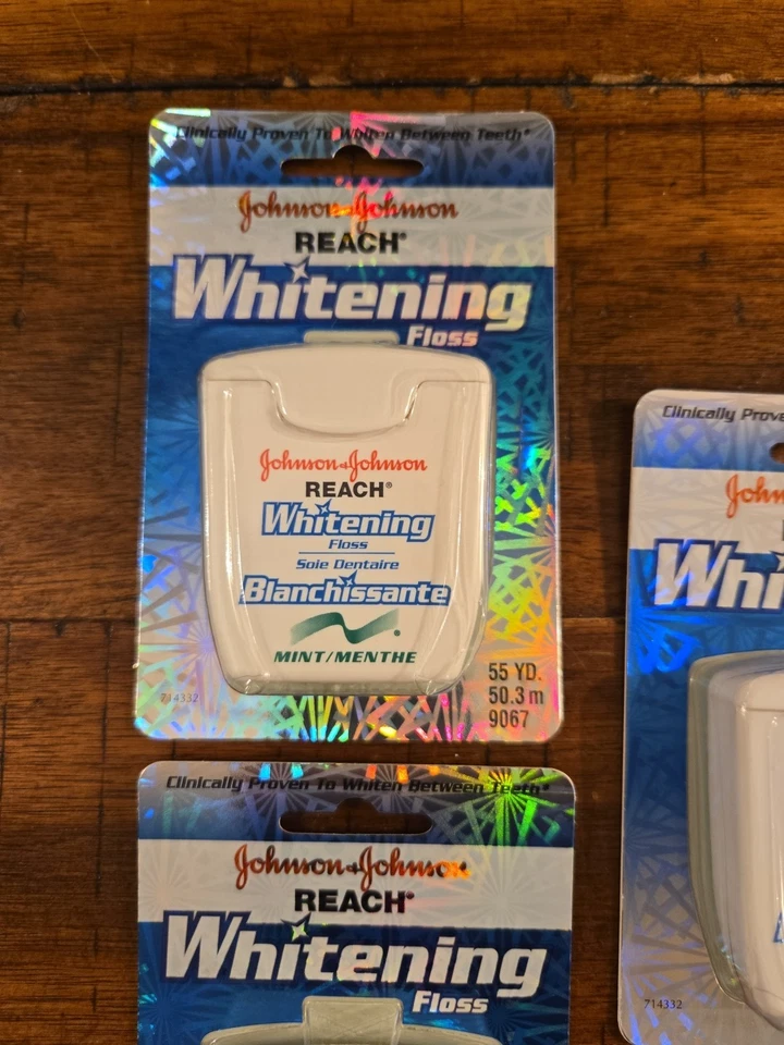 Johnson & Johnson Reach Whitening Floss MINT 55 Yard New 3 Pack Unopened - Image 4 of 4