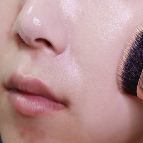 Shining Glow Luminous BB Cream Sunshine Beige 30 ml SPF30 PA +++ y cepillo coreano - Imagen 14 de 19