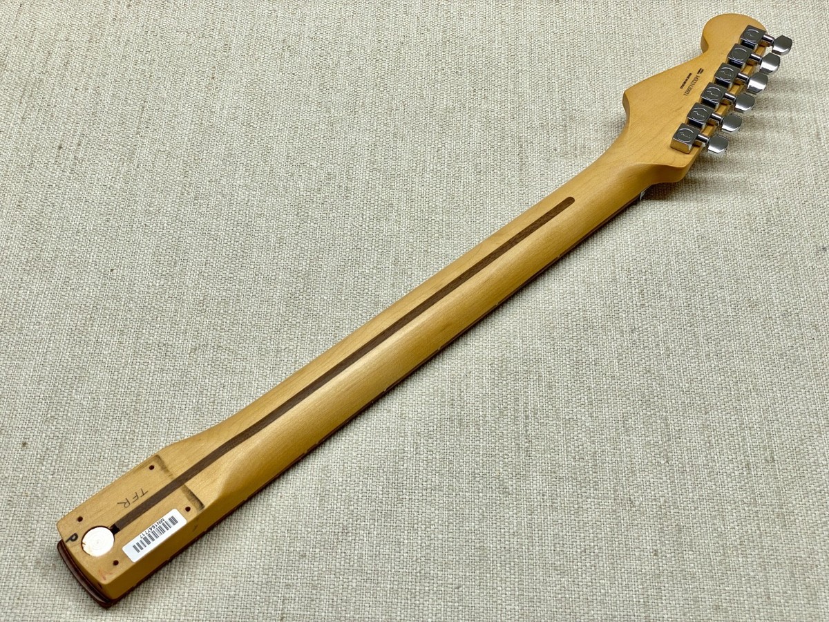 Fender Player Stratocaster ローラーナット ロックペグ 41pa5BHQgBL._UF1000,1000_QL80_.jpg