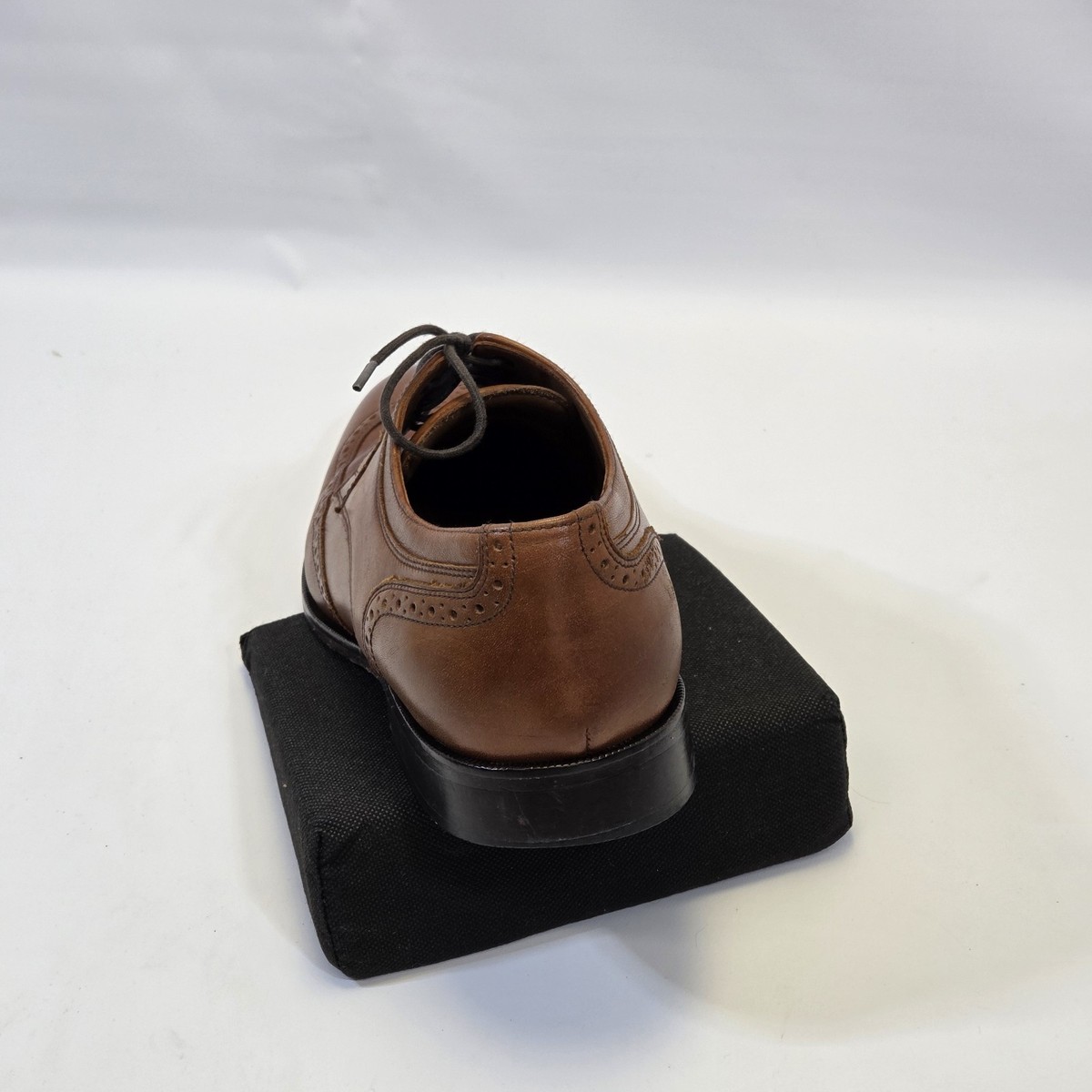 Johnston & Murphy Wingtip Oxford Men 11 Cognac Brogue Leather Dress Shoes Amazon.com | Johnston & Murphy Conard Embossed Wingtip Oak  main image 3