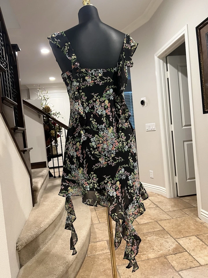 Mini Vestido Negro Floral Asimétrico Fairycore Whimsigoth -Talla M Foto 3 de 4