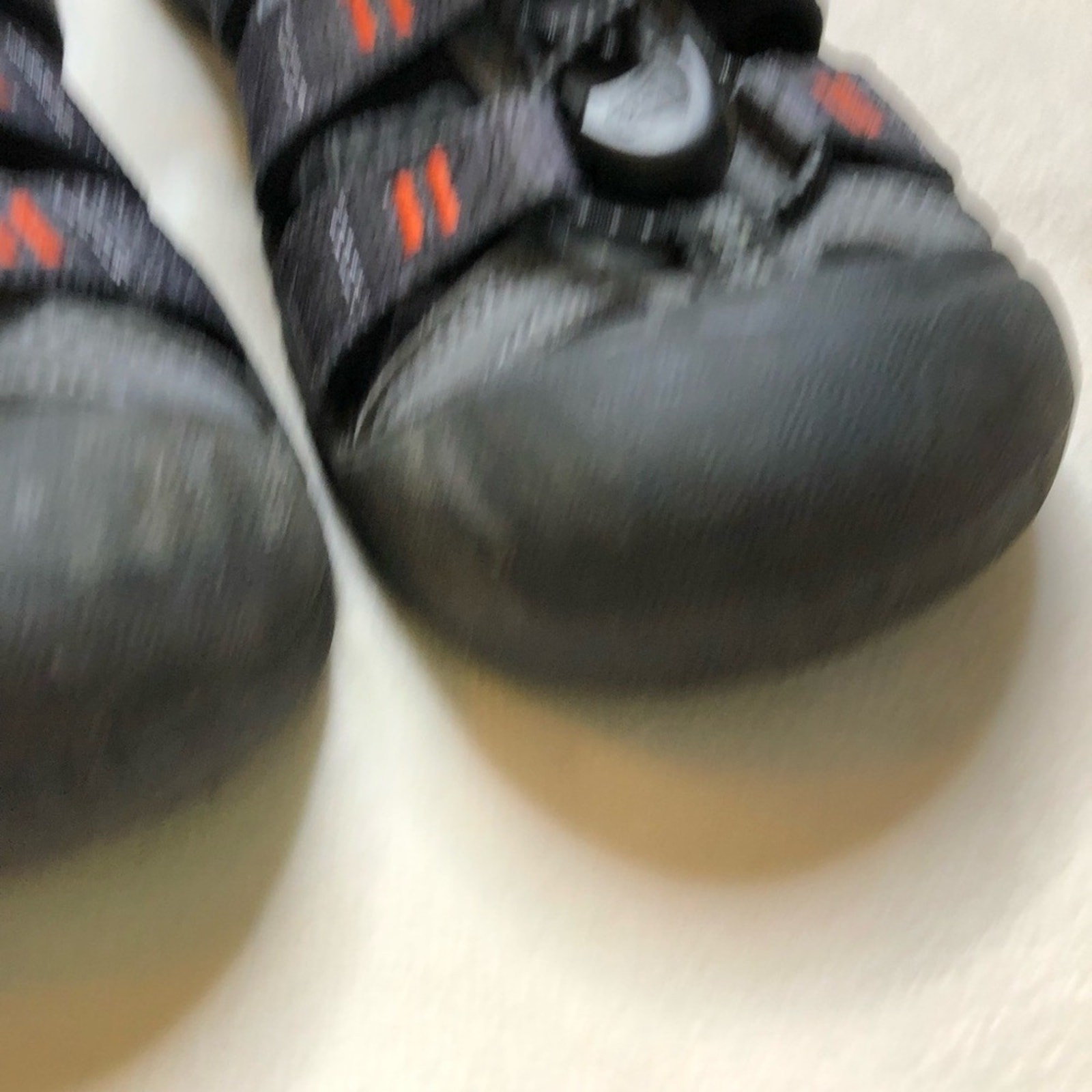 Sandali Keen Newport H2 grigio nero per bambini giovani taglia US 3